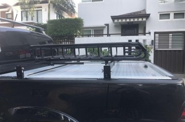 Selling Toyota Hilux Automatic Diesel in Parañaque