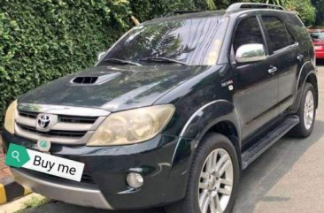 2nd Hand Toyota Fortuner 2005 Automatic Diesel for sale in Marikina