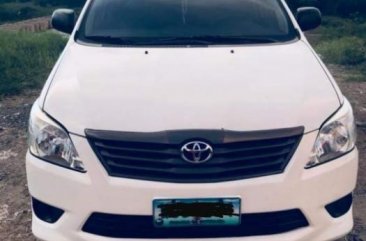 Selling Used Toyota Innova 2014 in Tagaytay