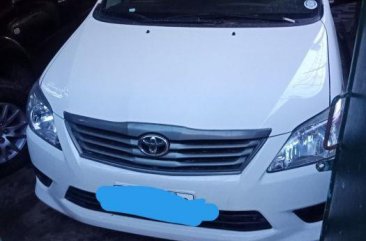 Selling Used Toyota Innova 2014 in Apalit