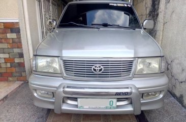 Used Toyota Revo 2002 for sale in Las Piñas