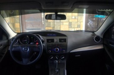 Used Mazda 3 2013 at 60000 km for sale