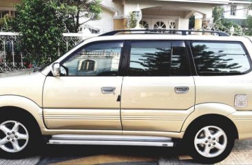 Used Toyota Revo 2004 at 100000 km for sale