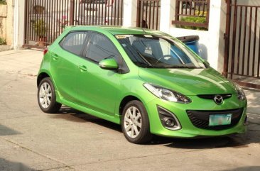 Selling 2nd Hand Mazda 2 2013 Hatchback in Las Piñas