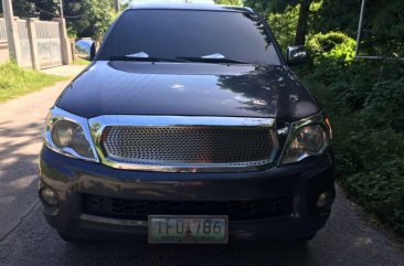 Selling Toyota Hilux 2011 Manual Diesel in Victoria