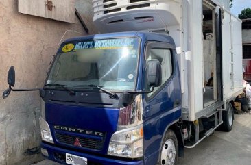 Selling Mitsubishi Fuso 2006 Van Manual Diesel in Pasig