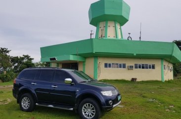 Sell 2nd Hand 2012 Mitsubishi Montero Automatic Diesel at 80000 km in Manila