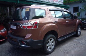 Brown Isuzu Mu-X 2016 at 37942 km for sale in Tanay 