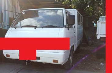 Selling Mitsubishi L300 2002 Manual Diesel in Quezon City