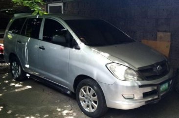 Selling 2nd Hand Toyota Innova 2006 at 130000 km in Pasig
