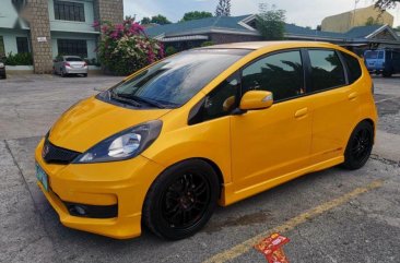 2nd Hand Honda Jazz 2012 Automatic Gasoline for sale in Cainta