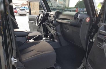 Selling 2nd Hand Jeep Wrangler Unlimited 2016 in Taguig