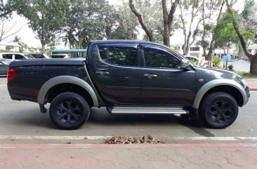 Selling 2nd Hand Mitsubishi Strada 2013 at 90000 km in Batangas City