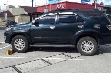 Sell 2nd Hand 2013 Toyota Fortuner Automatic Diesel in Imus