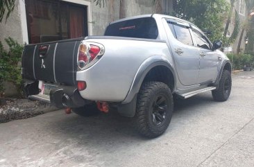 Selling 2nd Hand Mitsubishi Strada 2012 Automatic Diesel in Quezon City