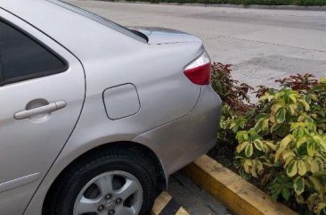 Selling 2nd Hand Toyota Vios 2004 in Quezon City