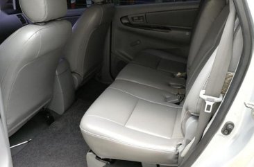 Selling Used Toyota Innova 2010 in Quezon City