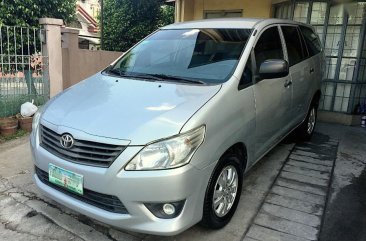 Selling 2nd Hand Toyota Innova 2013 Automatic Diesel at 60000 km in Quezon City