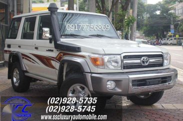 Selling New Toyota Land Cruiser 2017 in Quezon City