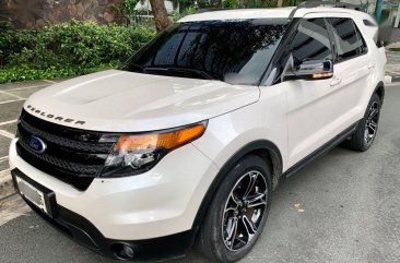 Selling 2nd Hand Ford Explorer 2015 in Taguig