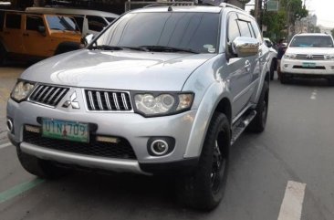 Selling 2nd Hand Mitsubishi Montero 2012 in Quezon City