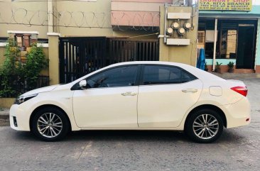 Used Toyota Altis 2015 at 40000 km for sale