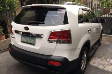 Selling Kia Sorento 2011 Automatic Gasoline in Makati