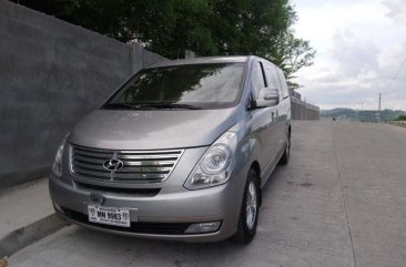 Selling 2nd Hand Hyundai Grand Starex 2016 Manual Diesel in Binangonan