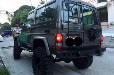Selling Toyota Land Cruiser Manual Diesel in Quezon City