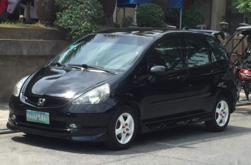 Selling 2nd Hand Honda Jazz 2006 in Manila