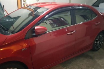 Selling 2nd Hand Toyota Corolla Altis 2015 in Manila