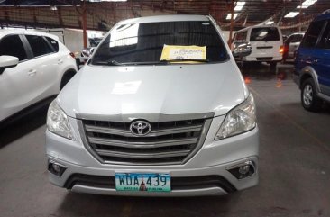 Selling Silver Toyota Innova 2014 Automatic Diesel in Manila