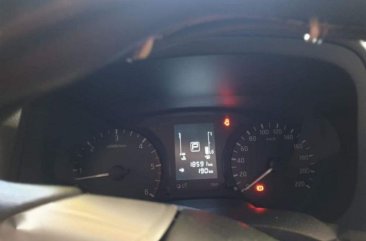 Selling Nissan Navara 2015 Automatic Diesel in Kawit