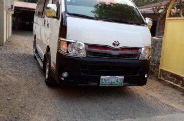 Selling Toyota Hiace 2013 Manual Diesel in San Isidro