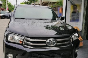 Selling 2nd Hand Toyota Hilux 2016 Manual Diesel in Angeles