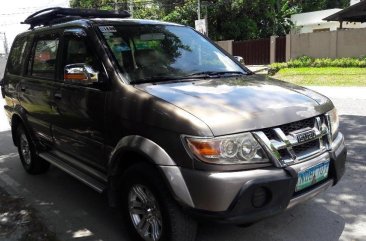 Used Isuzu Crosswind 2010 for sale in Tarlac City