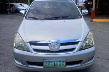 Selling 2nd Hand Toyota Innova 2005 in Pasig