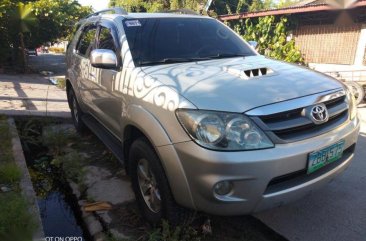 Selling Used Toyota Fortuner 2006 in Paniqui