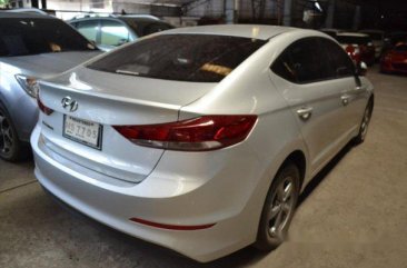 Silver Hyundai Elantra 2017 at 4000 km for sale