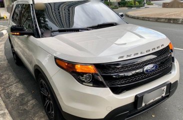 Sell 2nd Hand 2015 Ford Explorer Automatic Gasoline at 58000 km in Taguig