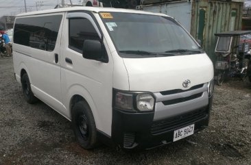 Sell 2nd Hand 2015 Toyota Hiace Manual Diesel at 37000 km in Cainta