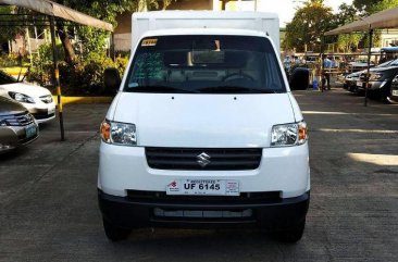 Selling White Suzuki Apv 2017 in Cainta
