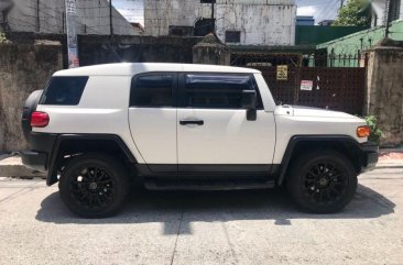 Selling 2nd Hand Toyota Fj Cruiser 2015 in Manila