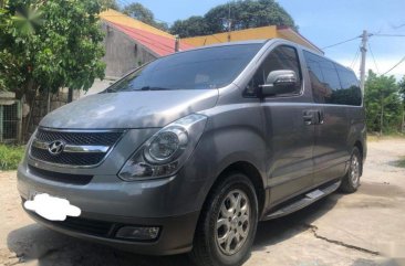 Gold Hyundai Starex Automatic Diesel for sale in Dasmariñas