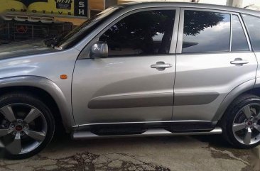 Selling 2nd Hand Toyota Rav4 2003 in Quezon City