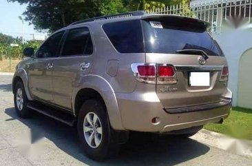Toyota Fortuner 2007 Automatic Diesel for sale in Dasmariñas