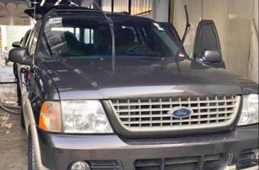 Selling Ford Explorer 2005 Automatic Gasoline in Quezon City