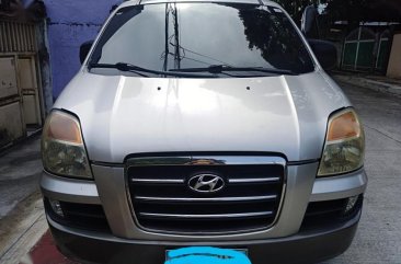 Selling 2nd Hand Hyundai Starex 2006 in Quezon City