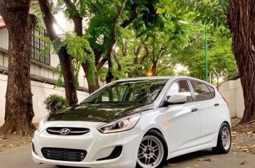 2nd Hand Hyundai Accent 2016 Manual Gasoline for sale in Manila