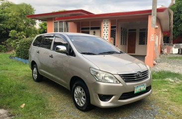 Selling Toyota Innova 2012 Automatic Gasoline in Kawit